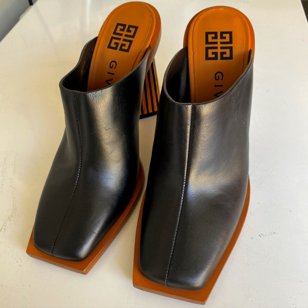 Givenchy Heels Size EU 38 Brown and Black